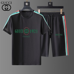 Gucci Tracksuits for Gucci short tracksuits for men #99921882