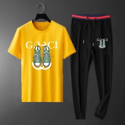 Gucci Tracksuits for Gucci short tracksuits for men #99922245