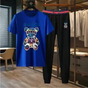Gucci Tracksuits for Gucci short tracksuits for men #999936525