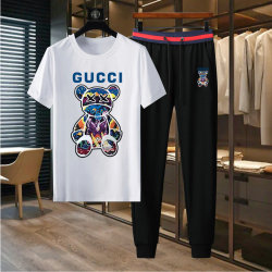 Gucci Tracksuits for Gucci short tracksuits for men #999936526