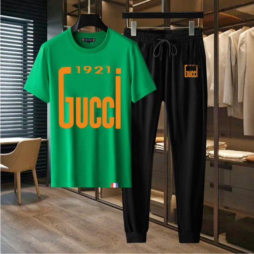 Gucci Tracksuits for Gucci short tracksuits for men #999936532