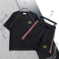 Gucci Tracksuits for Gucci short tracksuits for men #B37090