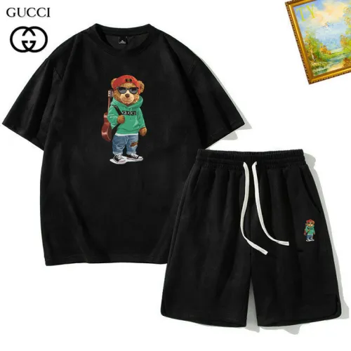 Gucci Tracksuits for Gucci short tracksuits for men #B40830