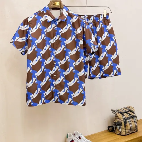 Gucci Tracksuits for Gucci short tracksuits for men #B52171