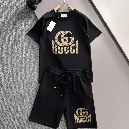 Gucci Tracksuits for Gucci short tracksuits for men #B53330