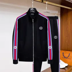 Gucci Tracksuits for Men's long tracksuits #B52309