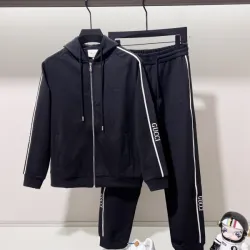 Gucci Tracksuits for Men's long tracksuits #B54677