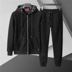 Gucci Tracksuits for Men's long tracksuits #B55046
