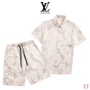Louis Vuitton tracksuits for Louis Vuitton short tracksuits for men #999934882