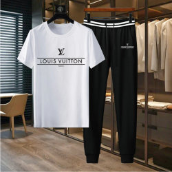 Louis Vuitton tracksuits for Louis Vuitton short tracksuits for men #999936536
