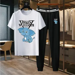 Louis Vuitton tracksuits for Louis Vuitton short tracksuits for men #999936541