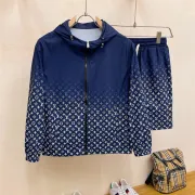 Louis Vuitton tracksuits for Louis Vuitton short tracksuits for men #B36859