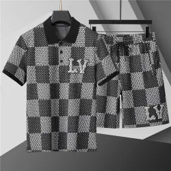 Louis Vuitton tracksuits for Louis Vuitton short tracksuits for men #B45351