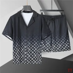 Louis Vuitton tracksuits for Louis Vuitton short tracksuits for men #B51192