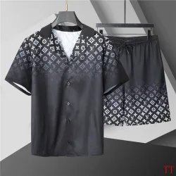 Louis Vuitton tracksuits for Louis Vuitton short tracksuits for men #B51195