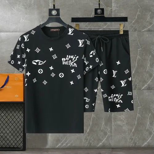 Louis Vuitton tracksuits for Louis Vuitton short tracksuits for men #B51894