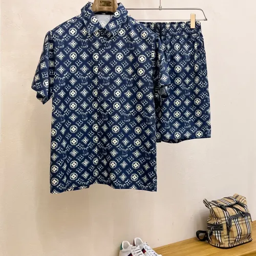 Louis Vuitton tracksuits for Louis Vuitton short tracksuits for men #B52140