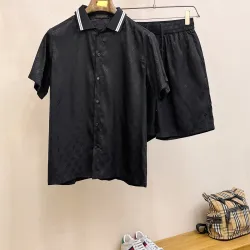 Louis Vuitton tracksuits for Louis Vuitton short tracksuits for men #B52141