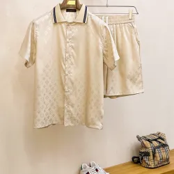 Louis Vuitton tracksuits for Louis Vuitton short tracksuits for men #B52143