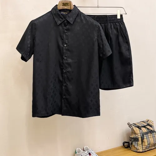 Louis Vuitton tracksuits for Louis Vuitton short tracksuits for men #B52158