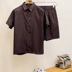 Louis Vuitton tracksuits for Louis Vuitton short tracksuits for men #B52159