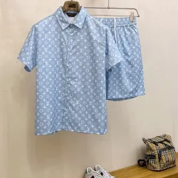 Louis Vuitton tracksuits for Louis Vuitton short tracksuits for men #B52162