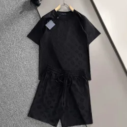 Louis Vuitton tracksuits for Louis Vuitton short tracksuits for men #B53337