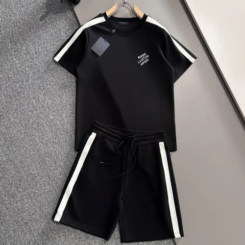 Louis Vuitton tracksuits for Louis Vuitton short tracksuits for men #B53338