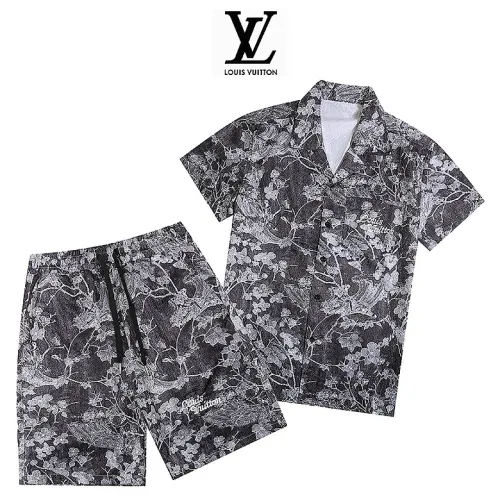 Louis Vuitton tracksuits for Louis Vuitton short tracksuits for men #B60873