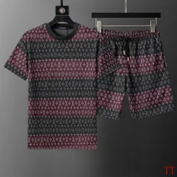 Louis Vuitton tracksuits for Louis Vuitton short tracksuits for men #B61147