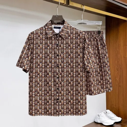 Louis Vuitton tracksuits for Louis Vuitton short tracksuits for men #B62233