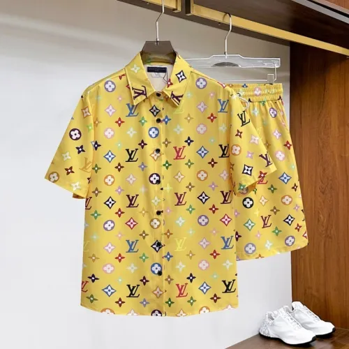 Louis Vuitton tracksuits for Louis Vuitton short tracksuits for men #B62238