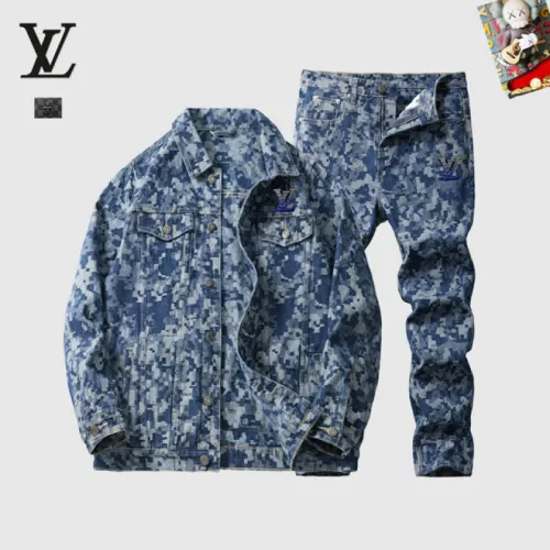 Louis Vuitton tracksuits for Men long tracksuits #B56895