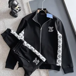 Louis Vuitton tracksuits for Men long tracksuits #B57932