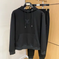 Louis Vuitton tracksuits for Men long tracksuits #B60139