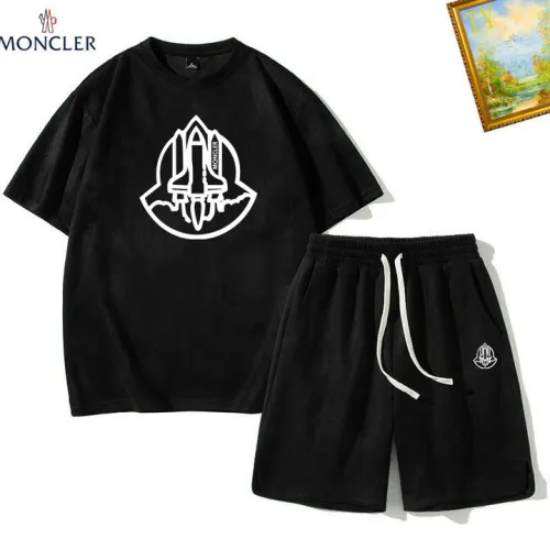 Moncler Tracksuits for Moncler Short Tracksuits for men #B40824