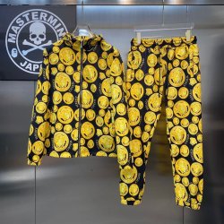 versace Tracksuits for Men's long tracksuits #99909857