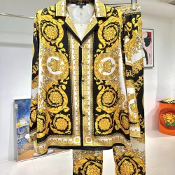 versace Tracksuits for Men's long tracksuits #B56521 versace Tracksuits for Men's long tracksuits #B56521