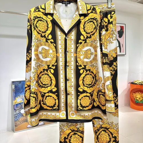 versace Tracksuits for Men's long tracksuits #B56521