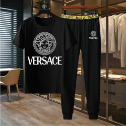 versace Tracksuits for versace short tracksuits for men #999936494