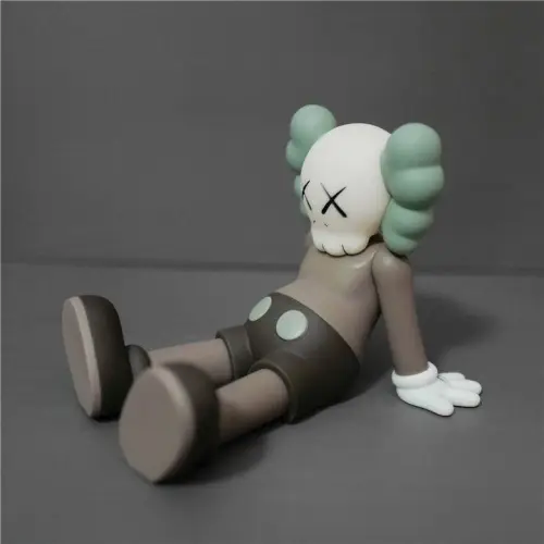 Kaws Companion Toy 14x13x16cm #B52517