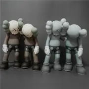 Kaws Toys along #B60132