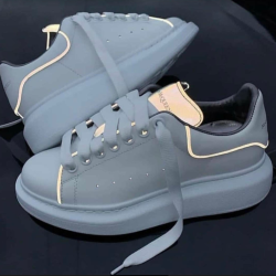 Alexander McQueen Shoes for Unisex McQueen Sneakers #99902038
