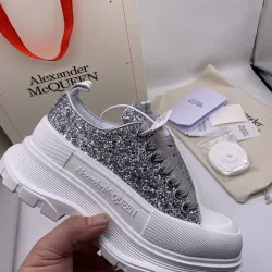 Alexander McQueen Shoes for Unisex McQueen Sneakers #B39699