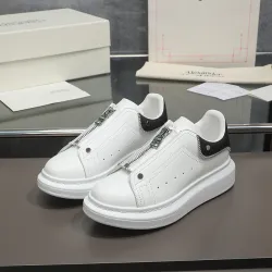 Alexander McQueen Shoes for Unisex McQueen Sneakers #B39701