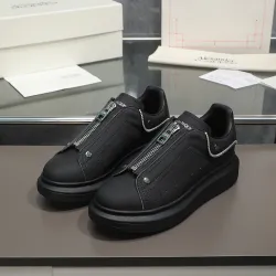 Alexander McQueen Shoes for Unisex McQueen Sneakers #B39704
