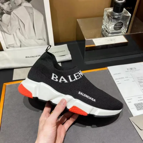 Balenciaga shoes for Balenciaga Unisex Shoes #99913685