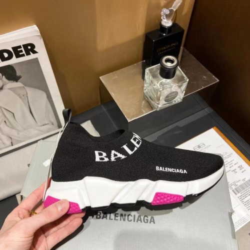 Balenciaga shoes for Balenciaga Unisex Shoes #99913686