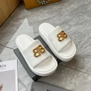 Balenciaga shoes for Women's Balenciaga Slippers #B35197