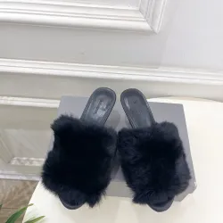 Balenciaga shoes for Women's Balenciaga Slippers #B55112